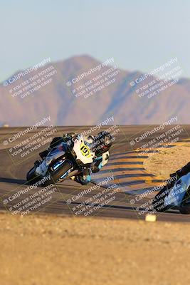 media/Dec-16-2023-CVMA (Sat) [[bb38a358a2]]/Race 13 Amateur Supersport Middleweight/